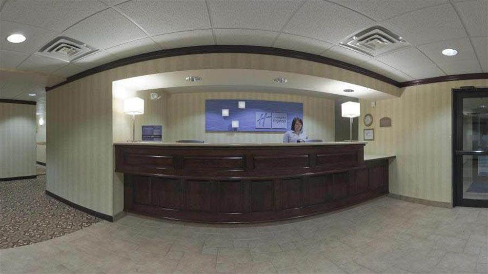Holiday Inn Express Greensburg By Ihg Exteriör bild