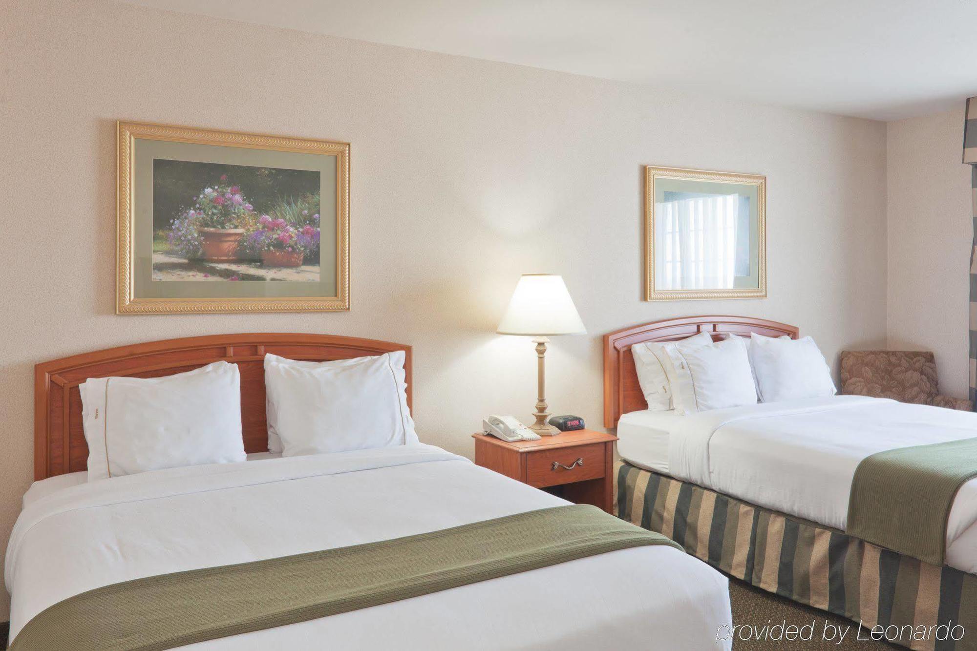 Holiday Inn Express Greensburg By Ihg Rum bild